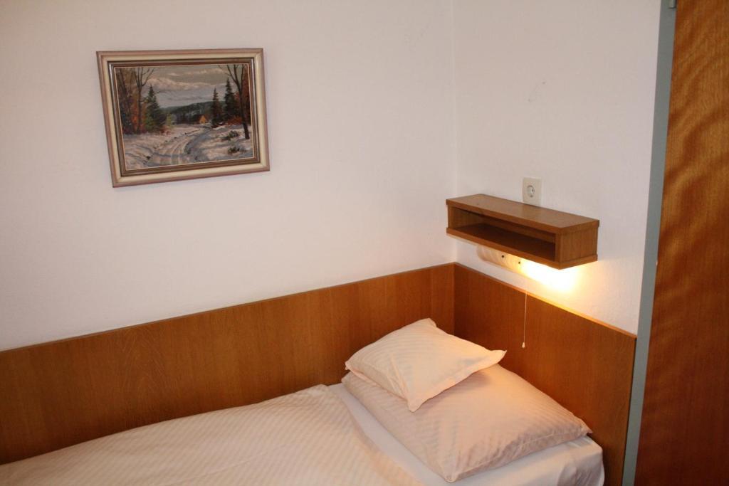 Pension Wolf Steindorf am Ossiacher See Room photo